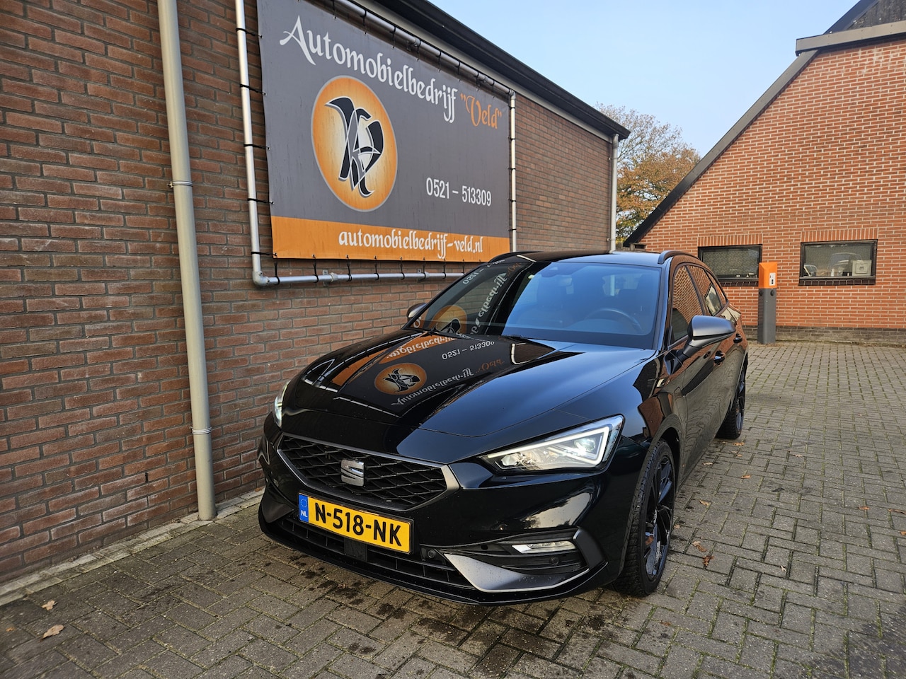 SEAT Leon Sportstourer - 1.4 TSI eHybrid PHEV FR Business Intense 1.4 TSI eHybrid PHEV FR Business Intense - AutoWereld.nl