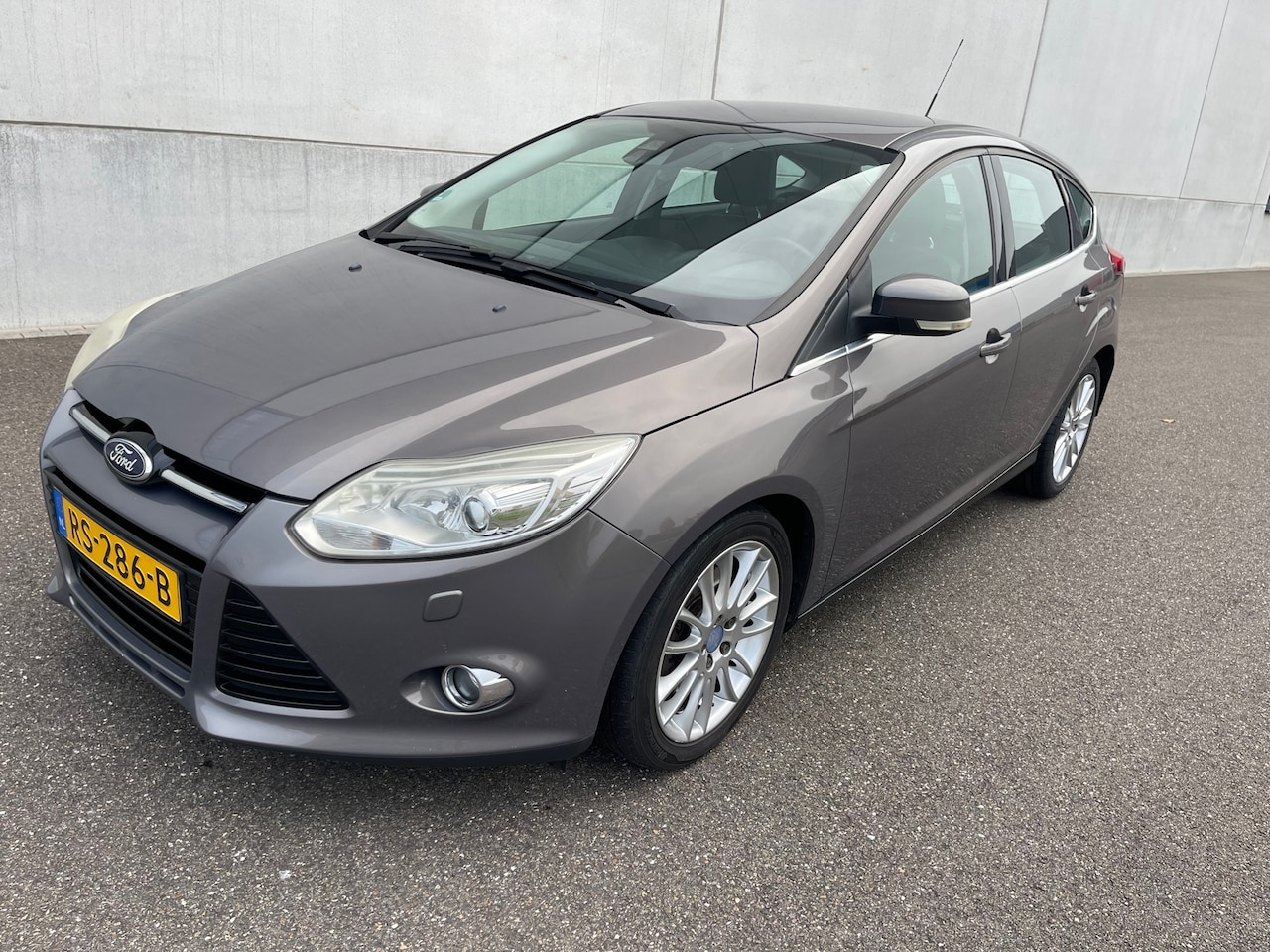 Ford Focus - 1.6 EcoBoost Titanium zeer mooi - AutoWereld.nl