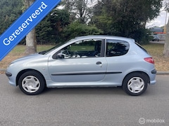 Peugeot 206 - 1.4 XT. AUTOMAAT - 96.146 NAP ✅