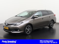 Toyota Auris Touring Sports - 1.8 Hybrid Freestyle | Camera | Navigatie | Zondag Open
