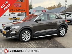 Volkswagen T-Roc - 1.5 TSI 150pk Style trekhaak camera rijklaarprijs bovag-garantie