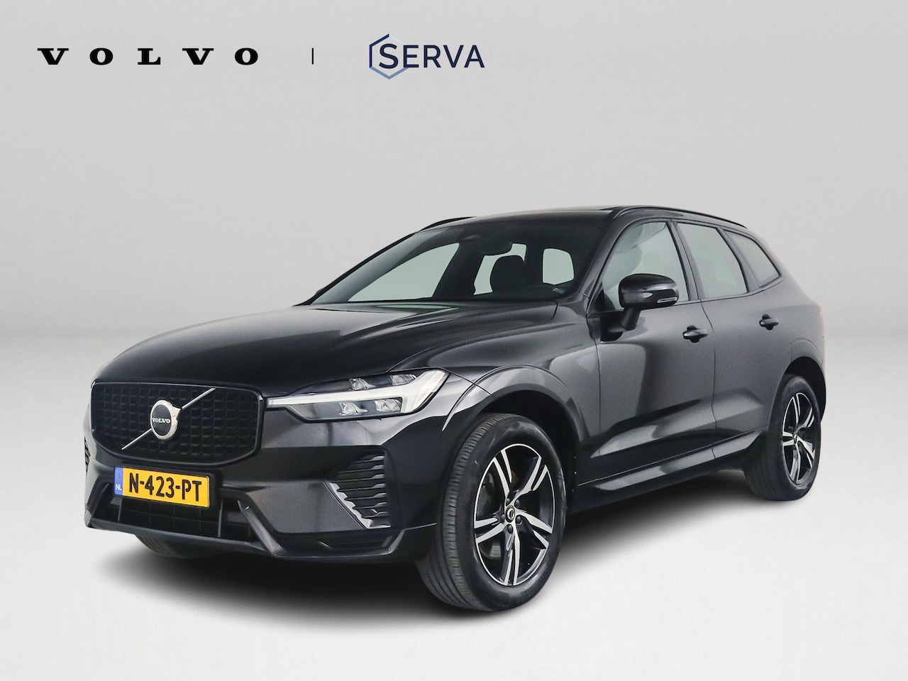 Volvo XC60 - B4 Diesel AWD R-Design | Panoramadak | Parkeercamera | Harman Kardon | Stoel- en Stuuverwa - AutoWereld.nl