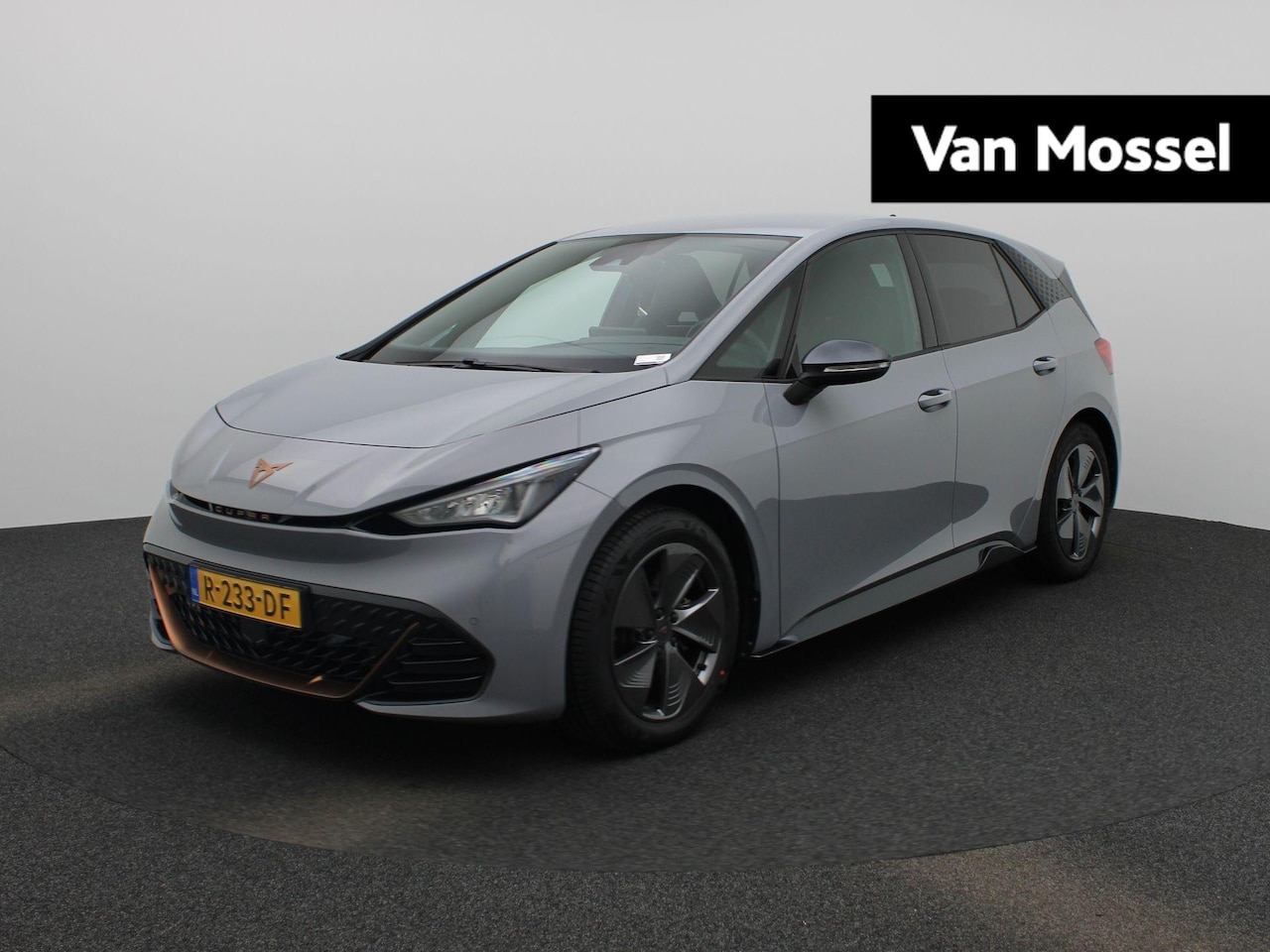 CUPRA Born - Business 62 kWh | Adaptive Cruise Control | Sfeerverlichting | Apple CarPlay/ Android Auto - AutoWereld.nl