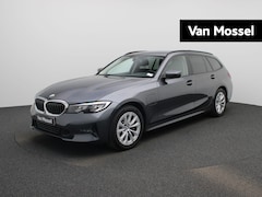 BMW 3-serie Touring - 330e | TREKHAAK | ACHTERUITRIJCAMERA | ELEKTRISCHE ACHTERKLEP | NAVIGATIE | BLEUTOOTH |