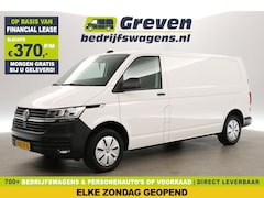 Volkswagen Transporter - 2.0 TDI L2H1 | Airco | Carplay | Cruise | Trekhaak | Navi | Parkeersensoren