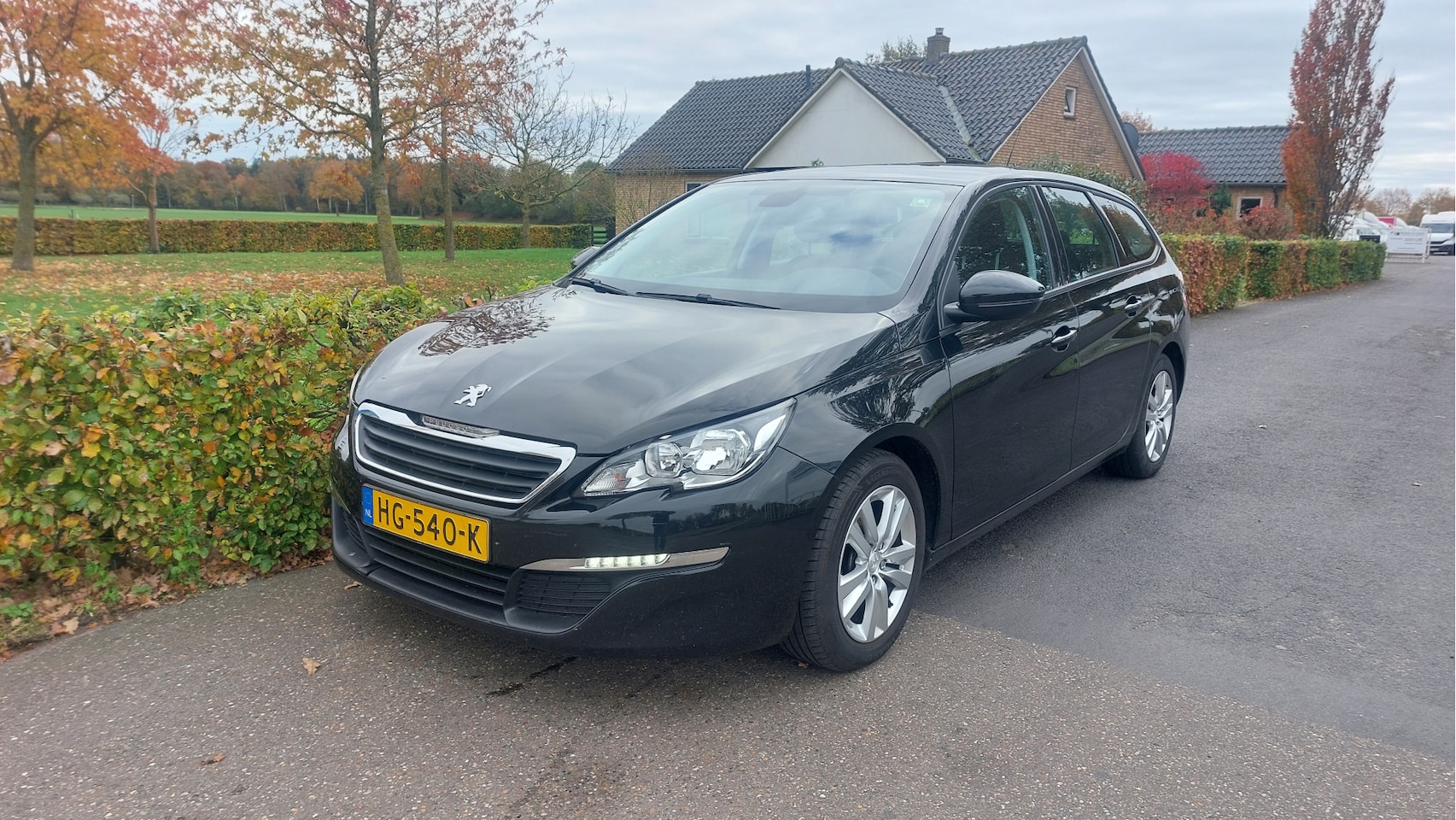 Peugeot 308 SW - 1.6 BlueHDI Blue Lease Pack CLIMA/NAVI BJ 2015 - AutoWereld.nl