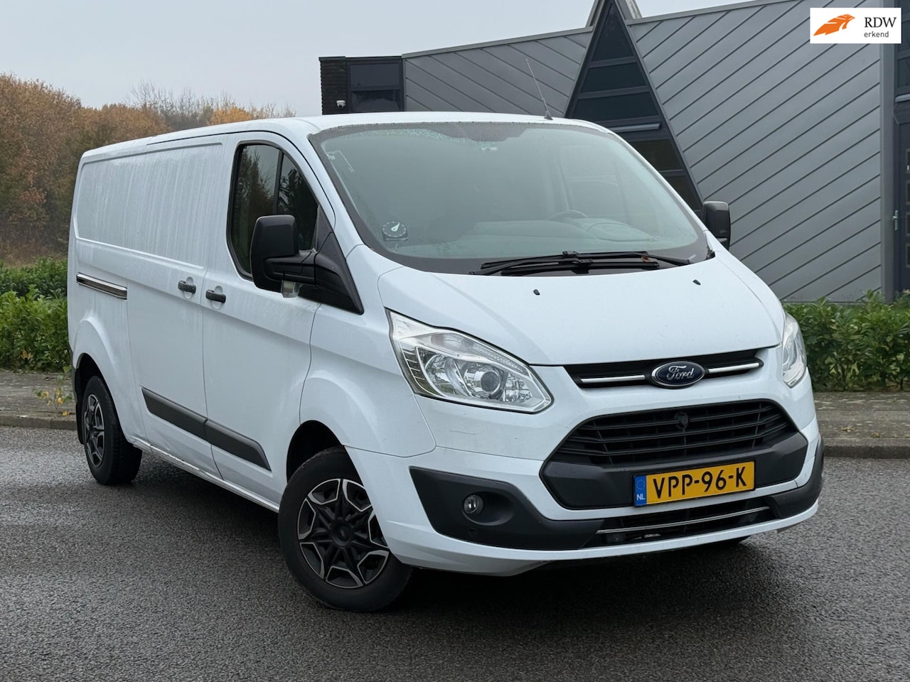 Ford Transit Custom - 320 2.0 TDCI L2H1 Trend | tik motor | - AutoWereld.nl
