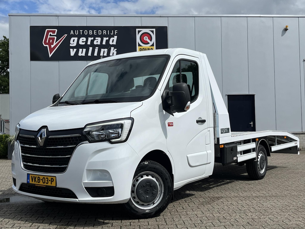 Renault Master - T35 2.3 dCi 165 EURO VI AIRCO CRUISE TREKH 3500KG! - AutoWereld.nl