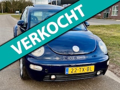 Volkswagen New Beetle - 2.0 Highline Automaat Stoelverwarming|