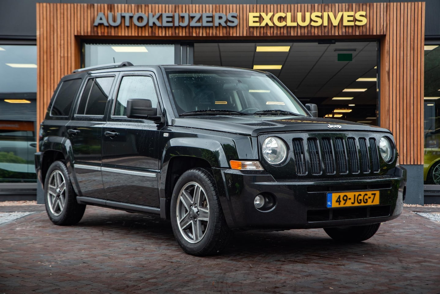Jeep Patriot - 2.4 Limited Liberty CRUISE CONTROLE STOELVERWARMING - AutoWereld.nl