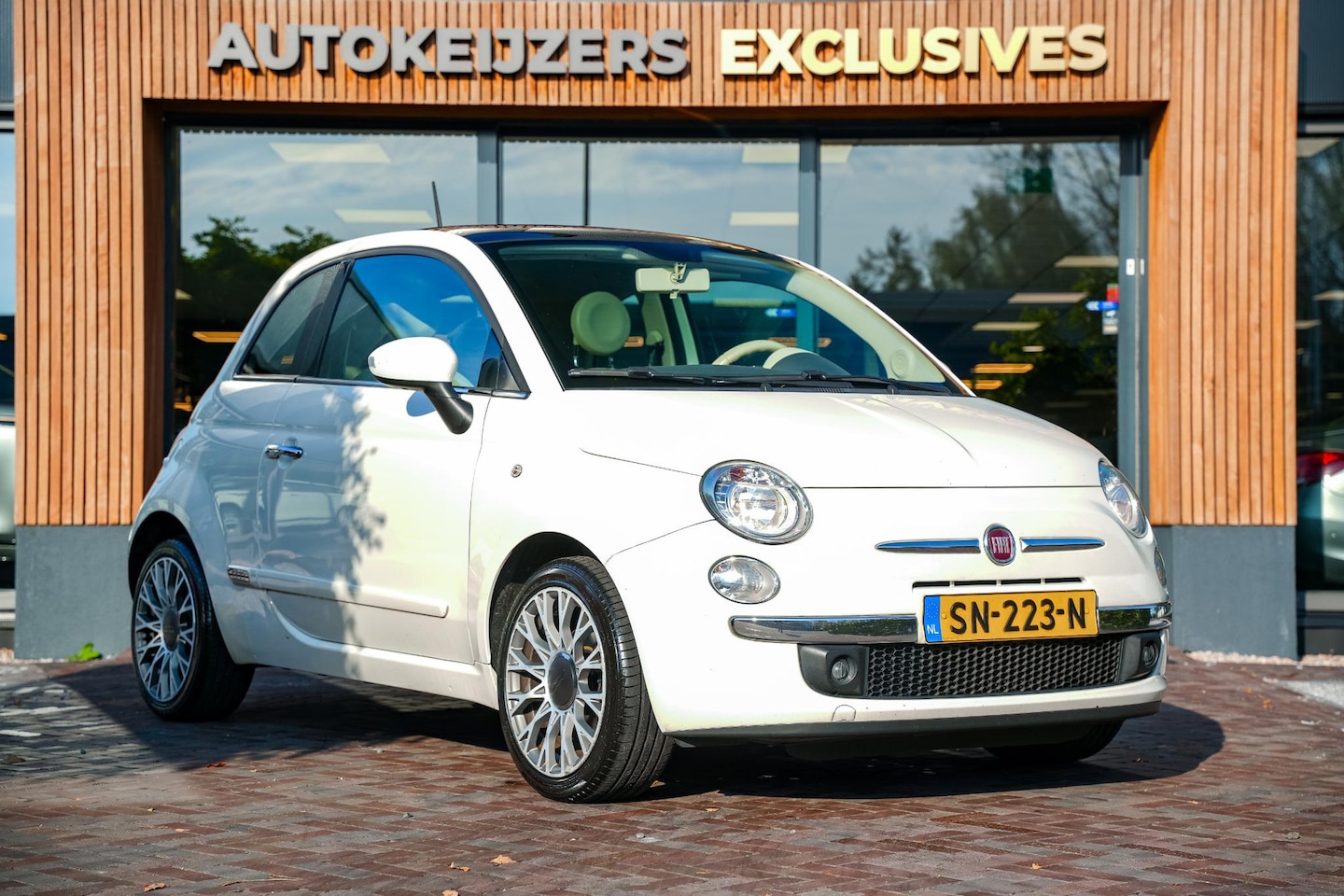 Fiat 500 - 1.2 Lounge Panoramadak Climate Control - AutoWereld.nl