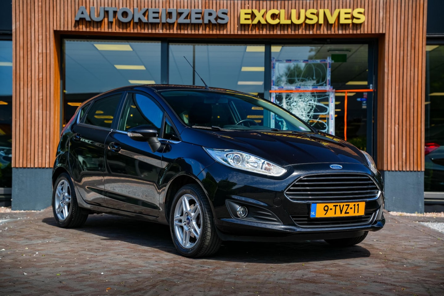 Ford Fiesta - 1.0 Titanium Airco Navigatie Cruise 5 Deurs - AutoWereld.nl