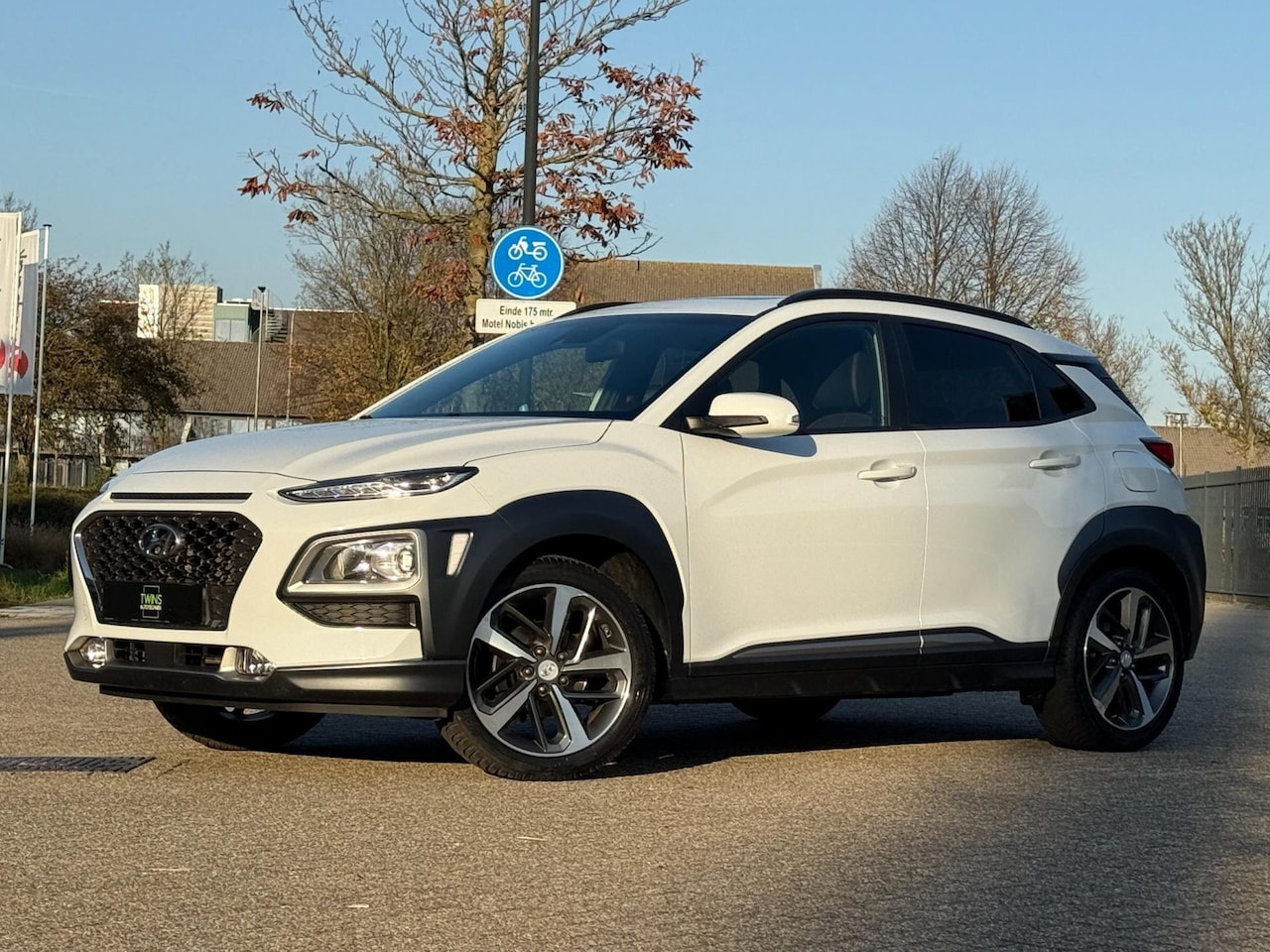 Hyundai Kona - 1.0 TGDI Style 2WD Trekhaak , Schuif/Kanteldak - AutoWereld.nl