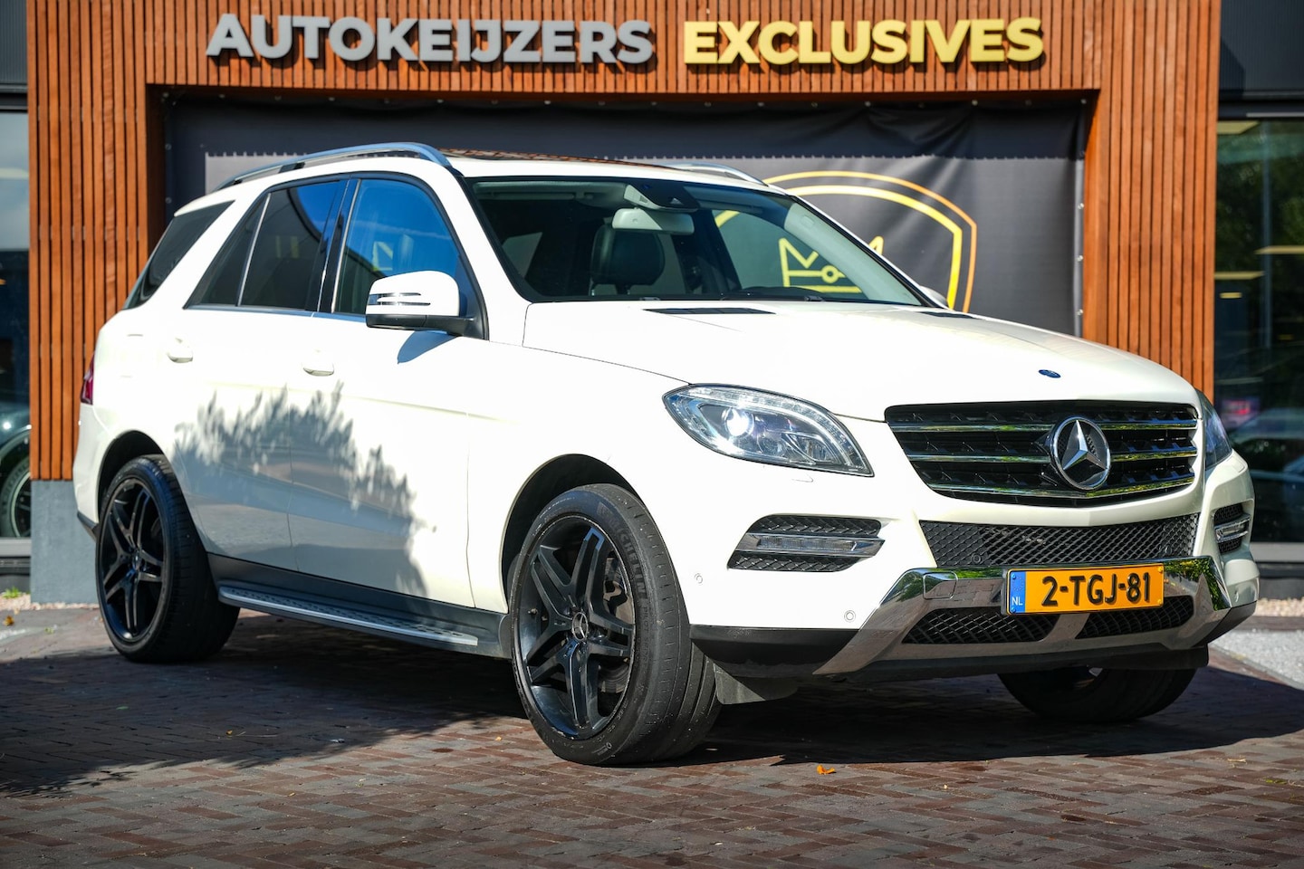 Mercedes-Benz M-klasse - 350 AMG Panoramadak Harman/Kardon Navi Diamond White - AutoWereld.nl