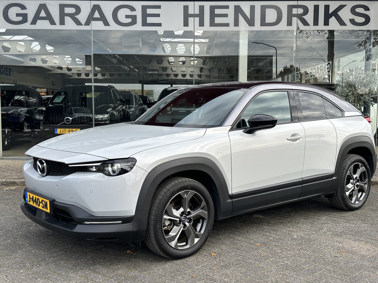 Mazda MX-30 - e-SkyActiv 145 First Edition 36 kWh| SOH 92,6% | Apple carplay | Camera | Led occasion - AutoWereld.nl