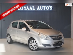 Opel Corsa - 1.2-16V Essentia | AIRCO | ELEK.RAMEN | APK