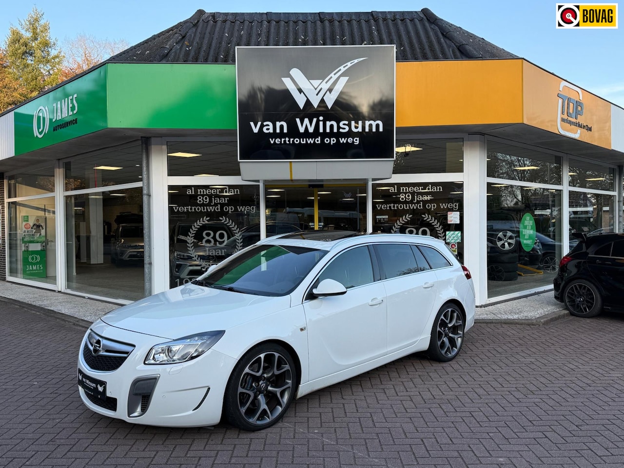 Opel Insignia Sports Tourer - 2.8 T OPC 4x4 2.8 T OPC 4x4 - AutoWereld.nl