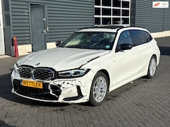 BMW 3-serie Touring - M340i xDrive, M-Pakket panoramadak, camera