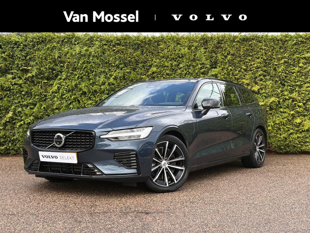 Volvo V60 - 2.0 T6 Plug-in hybrid AWD Plus Dark | Memory seat | Trekhaak | H&K Audio | 360 Camera - AutoWereld.nl