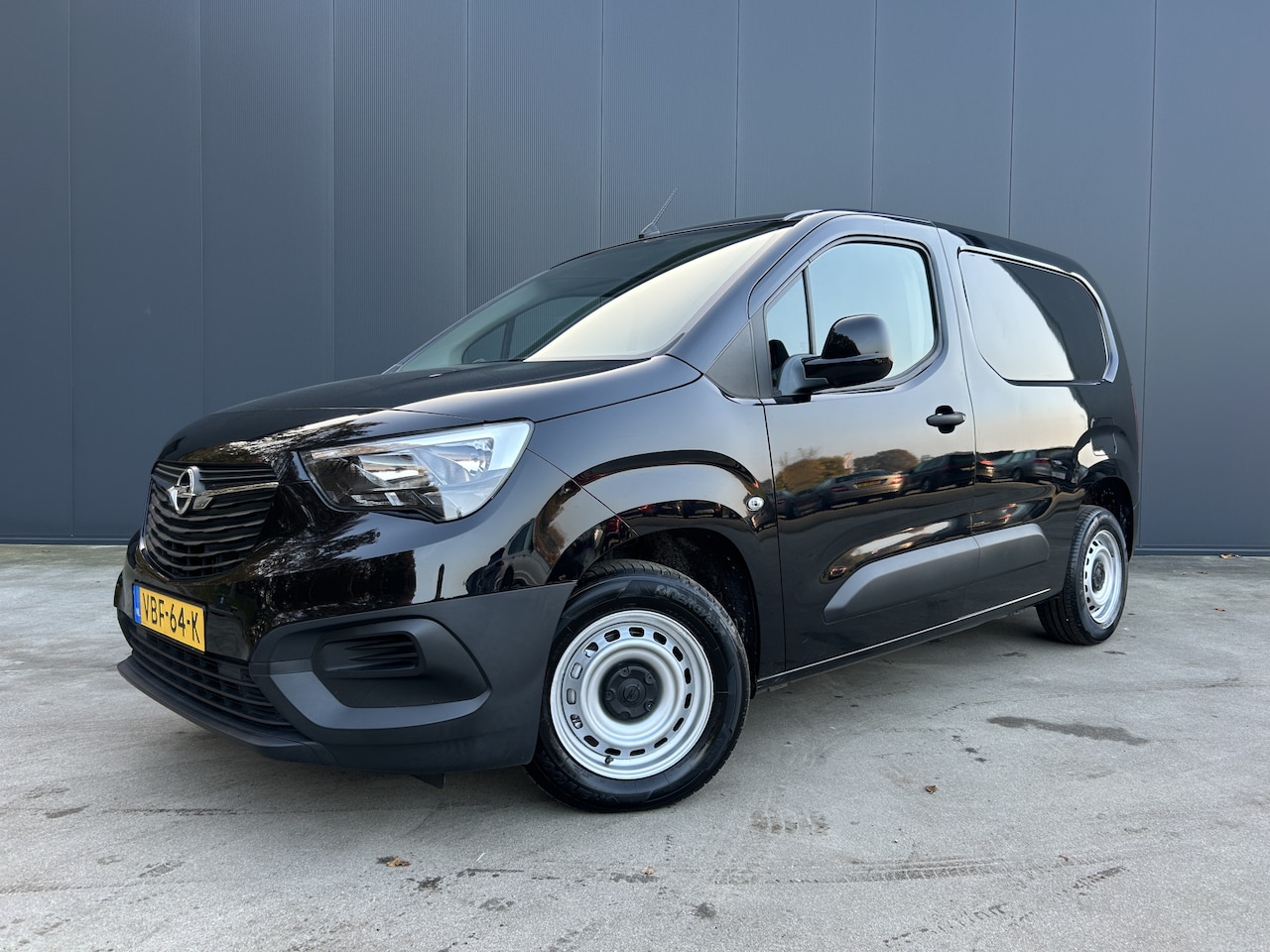 Opel Combo - 1.5D Edition TREKHAAK CRUISE AIRCO ELEC PAKKET EURO 6 - AutoWereld.nl