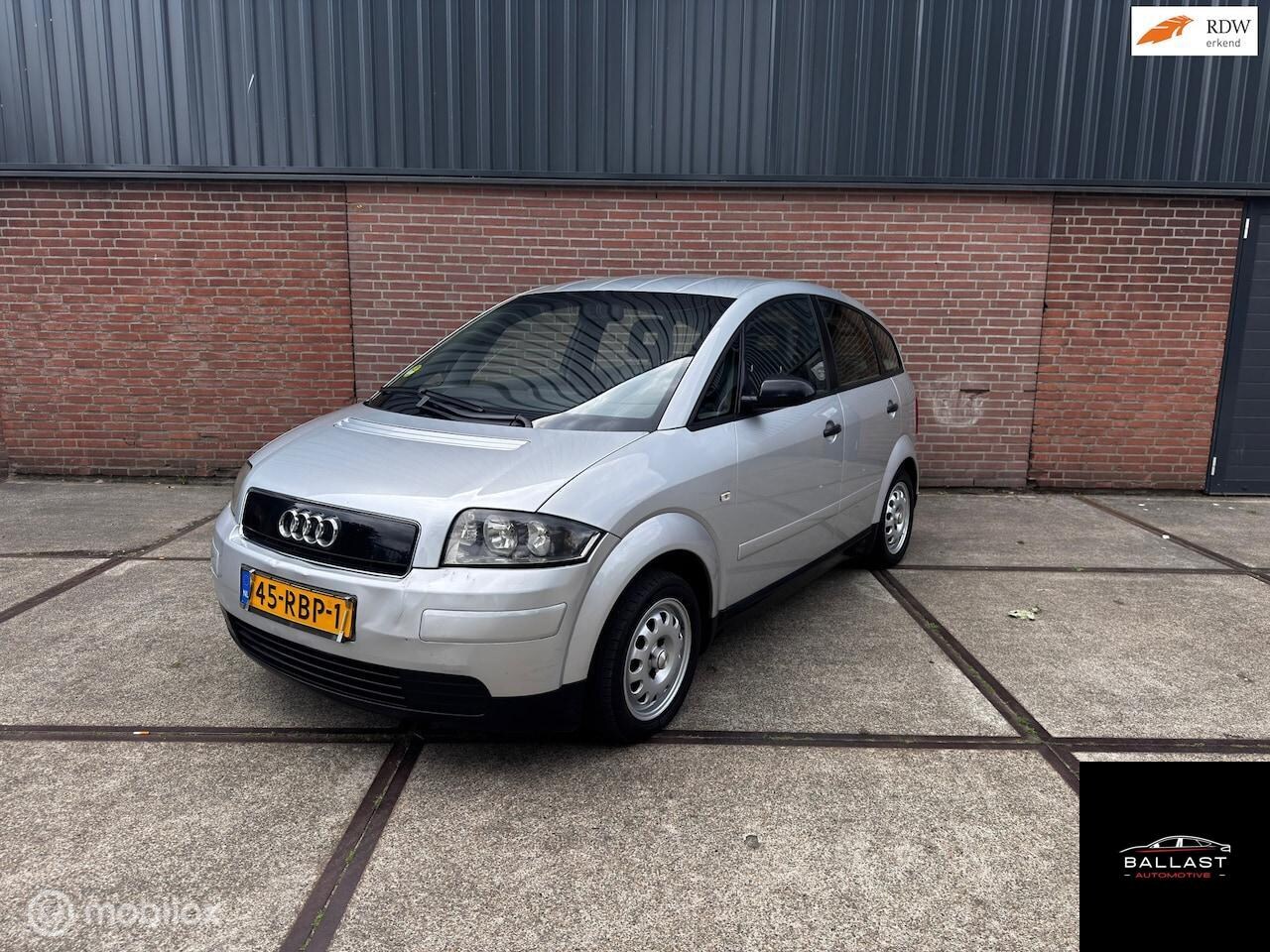 AUDI A2