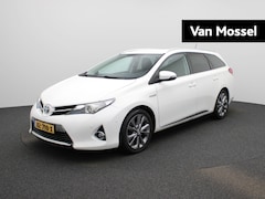 Toyota Auris Touring Sports - 1.8 Hybrid Aspiration | Camera | PDC Voor + Achter | Stoelverwarming | Full-Map Navigatie