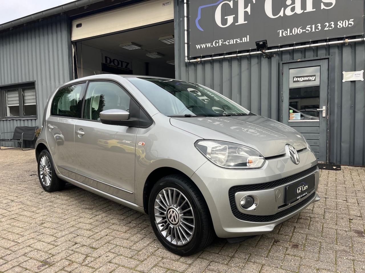 Volkswagen Up! - 1.0 cheer up! UITVOERING 5D AIRCO APK - AutoWereld.nl