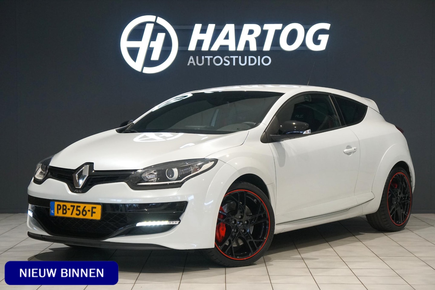 Renault Mégane Coupé - 2.0 Turbo Renault Sport 275 + PACK CHASSIS CUP / PREMIUM KLEUR / CAMERA - AutoWereld.nl