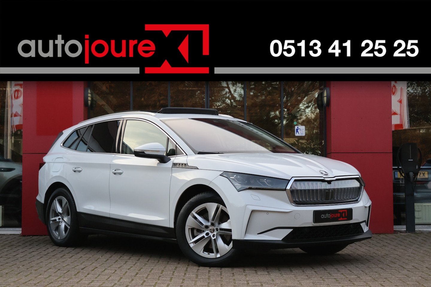 Skoda Enyaq iV - 80 | Origineel NL | Camera | Panoramadak | HUD | ACC | Trekhaak | Winter Pakket | Leder | - AutoWereld.nl