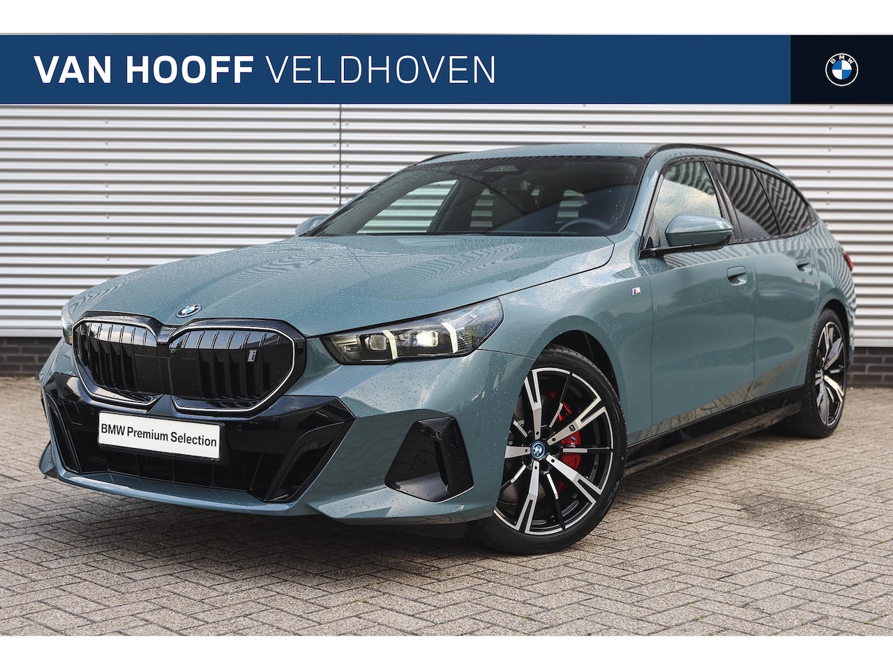 BMW i5 Touring - eDrive40 High Executive M Sport / Comfort Access / M Sportonderstel / Adaptieve LED / Park - AutoWereld.nl