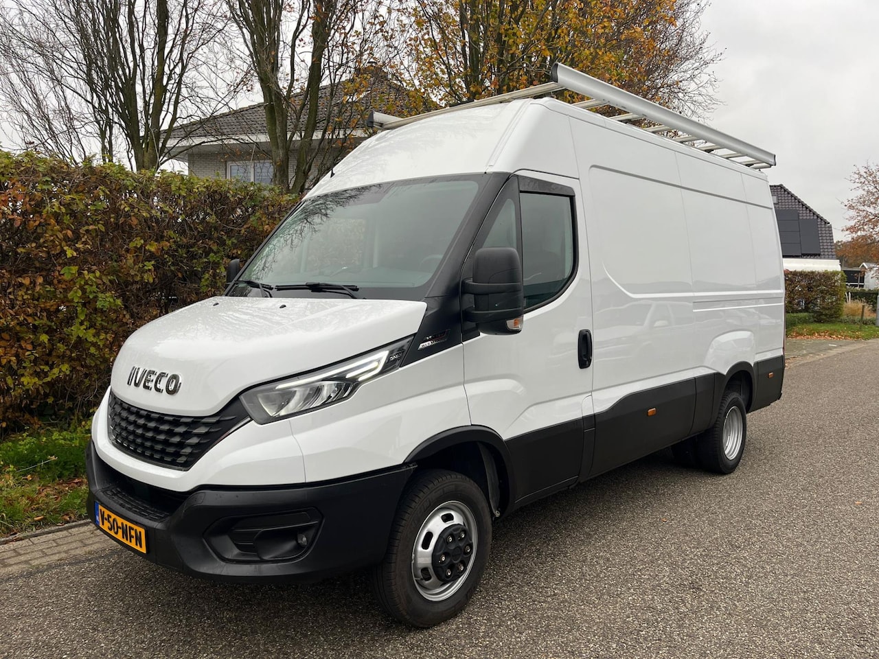 Iveco Daily - 35C18 L2H2 3.0 Automaat | Airco |Cruise | Camera | LED - AutoWereld.nl