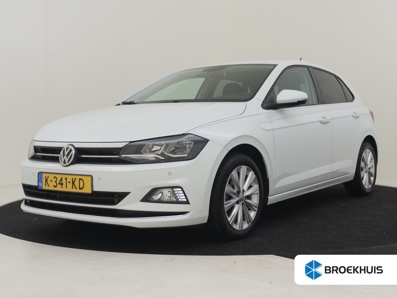 Volkswagen Polo - 1.0 TSI Highline 96pk DSG/AUTO | Navigatie | App connect | Adaptief cruise control | Led d - AutoWereld.nl