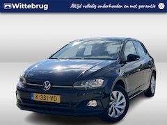 Volkswagen Polo - 1.0 TSI Comfortline / Navigatie / Parkeersensoren achter / Airco /