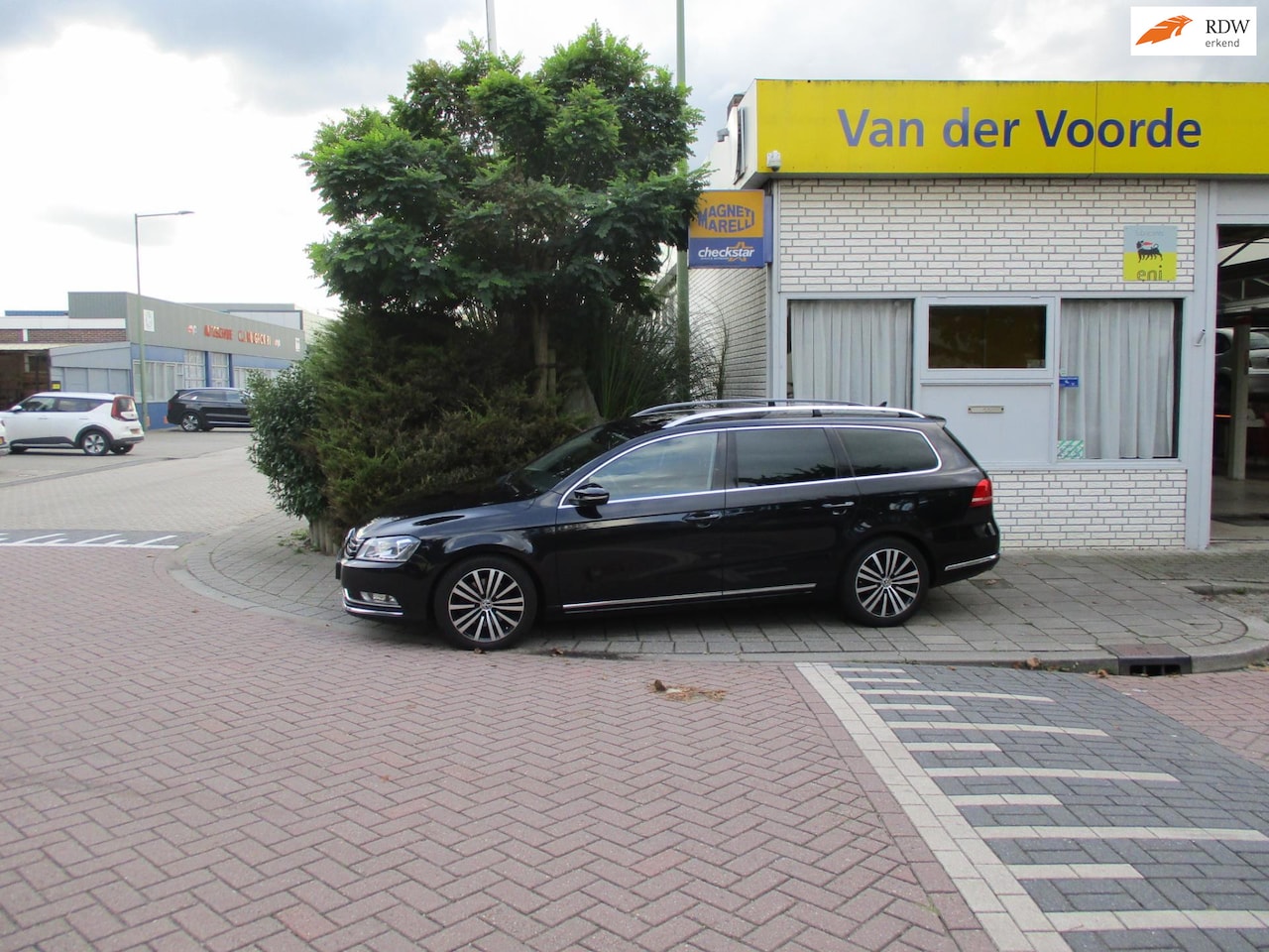 Volkswagen Passat Variant - 1.8 TSI Highline AUTOMAAT PANORAMA DAK - AutoWereld.nl