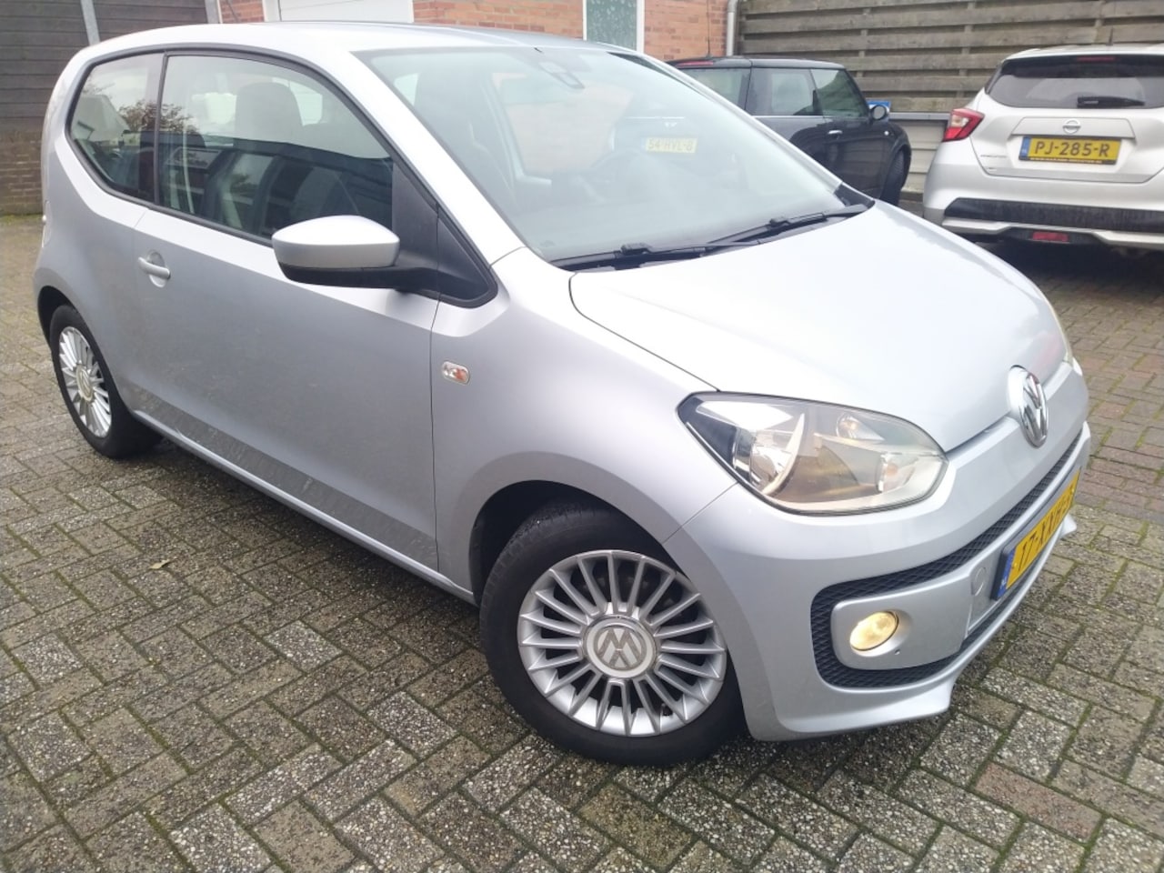 Volkswagen Up! - 1.0 high up! BlueM. - AutoWereld.nl