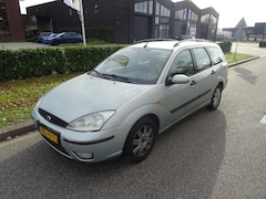 Ford Focus Wagon - 1.6-16V Futura