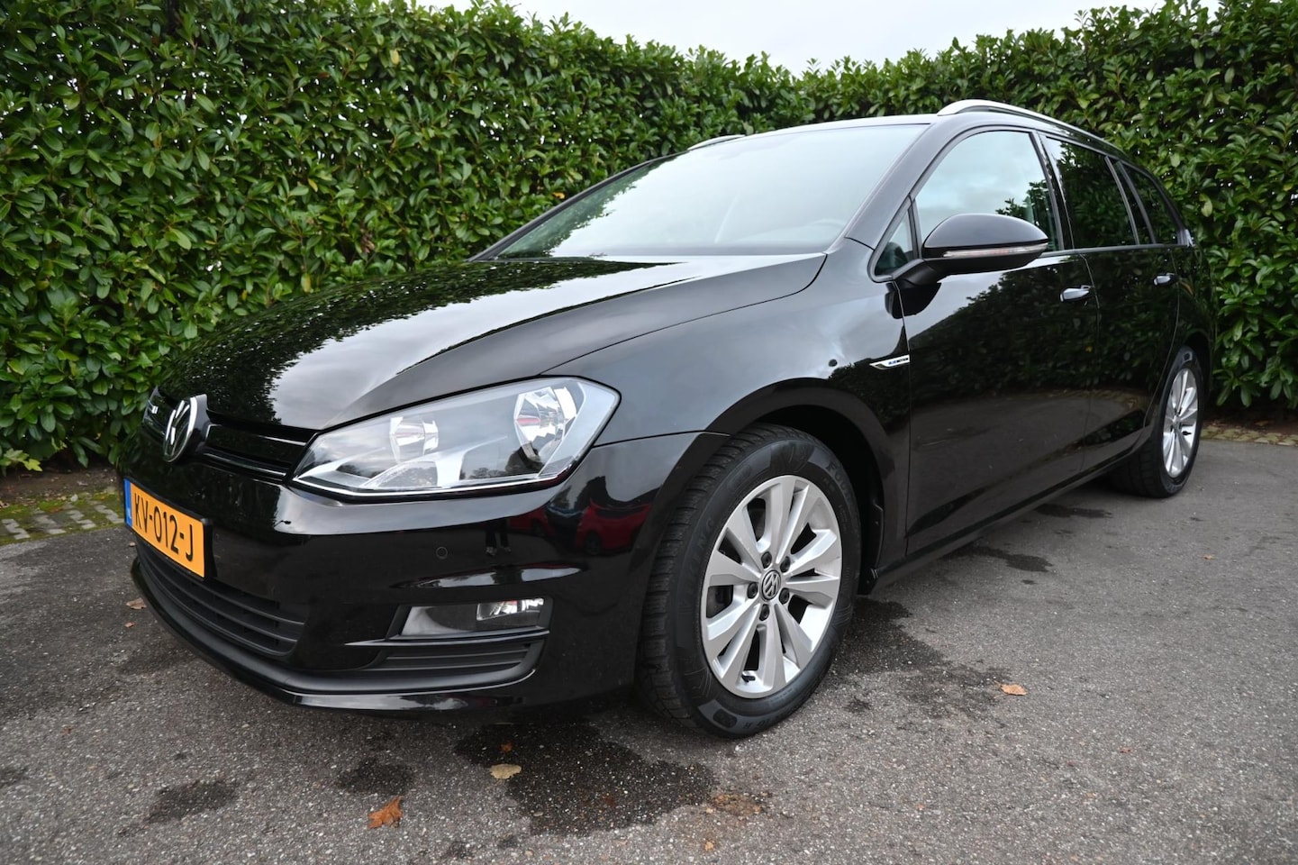Volkswagen Golf Variant - 1.0 TSI Connected Series. Origineel Nederlandse auto met NAP. - AutoWereld.nl
