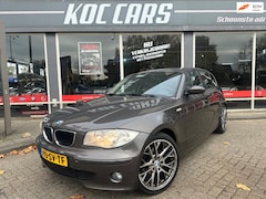 BMW 1-serie - 118i Business Line