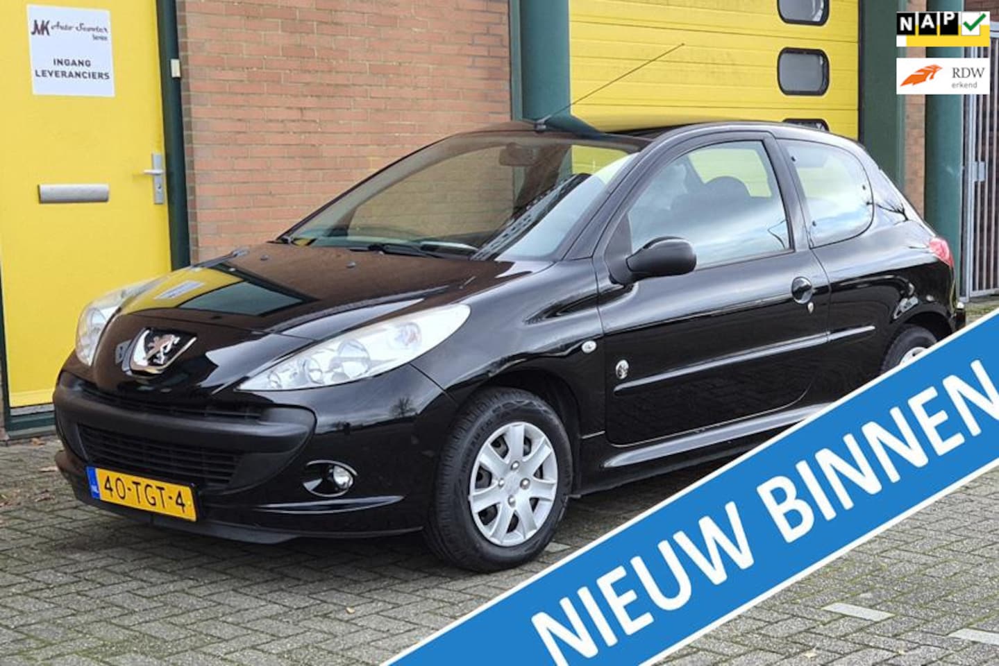 Peugeot 206 - 1.4 Urban Move Airco! Cruise Controle! Trekhaak! - AutoWereld.nl