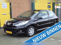 Peugeot 206 - 1.4 Urban Move Airco Cruise Controle Trekhaak