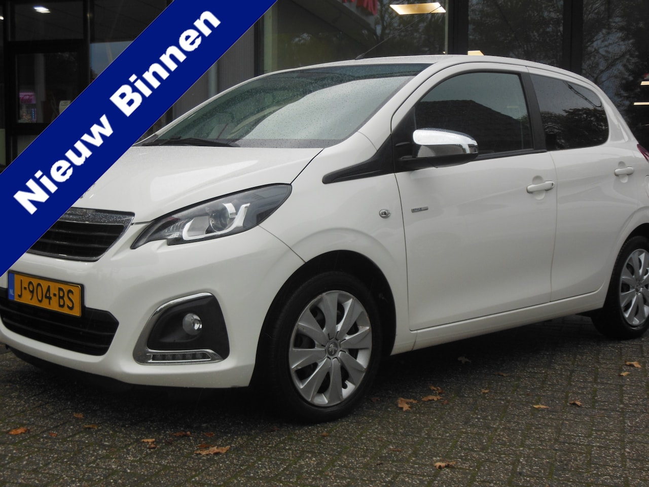 Peugeot 108 - 1.0 e-VTi Style Staat in De Krim - AutoWereld.nl