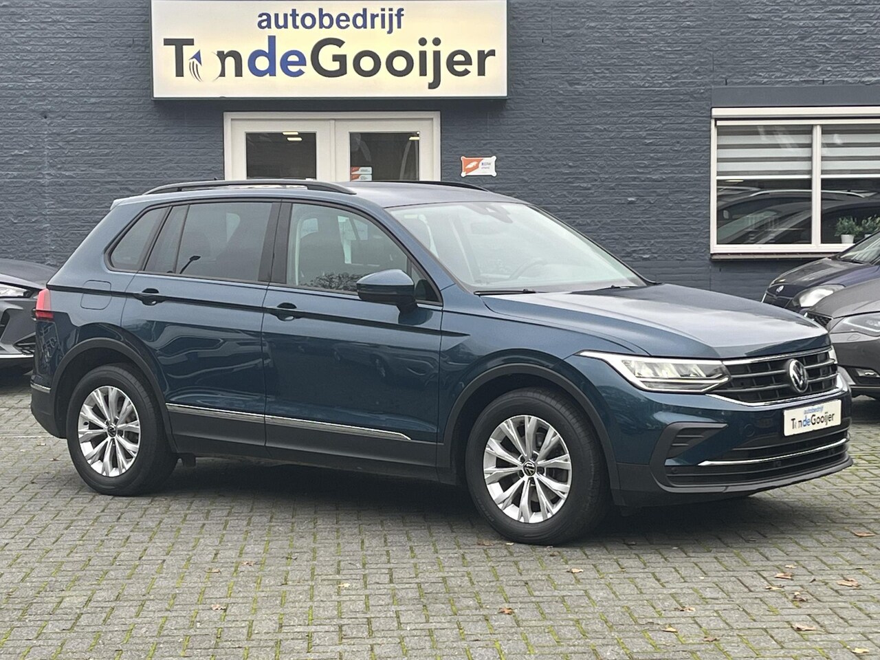 Volkswagen Tiguan - 1.5 TSi DSG Life Business | CAMERA | STOELVERW. | NW. MODEL | - AutoWereld.nl