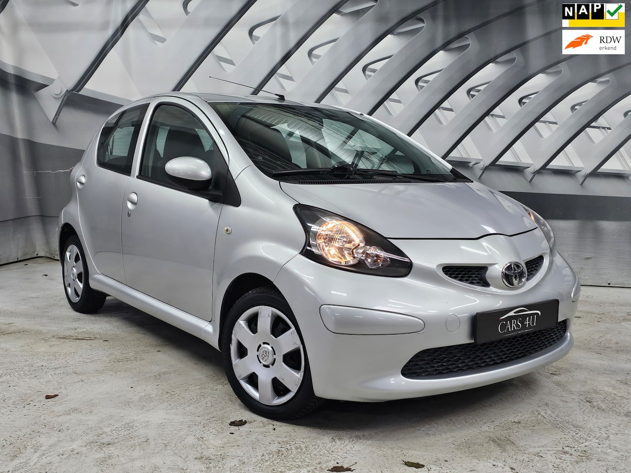 Toyota Aygo - 1.0-12V + airco - AutoWereld.nl