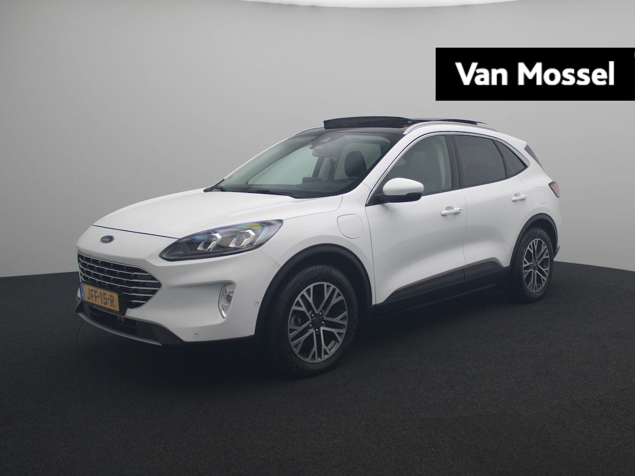 Ford Kuga - 2.5 PHEV Titanium X Aut. | Panoramadak | Winterpack | DAB | Navigatie | Cruise - AutoWereld.nl