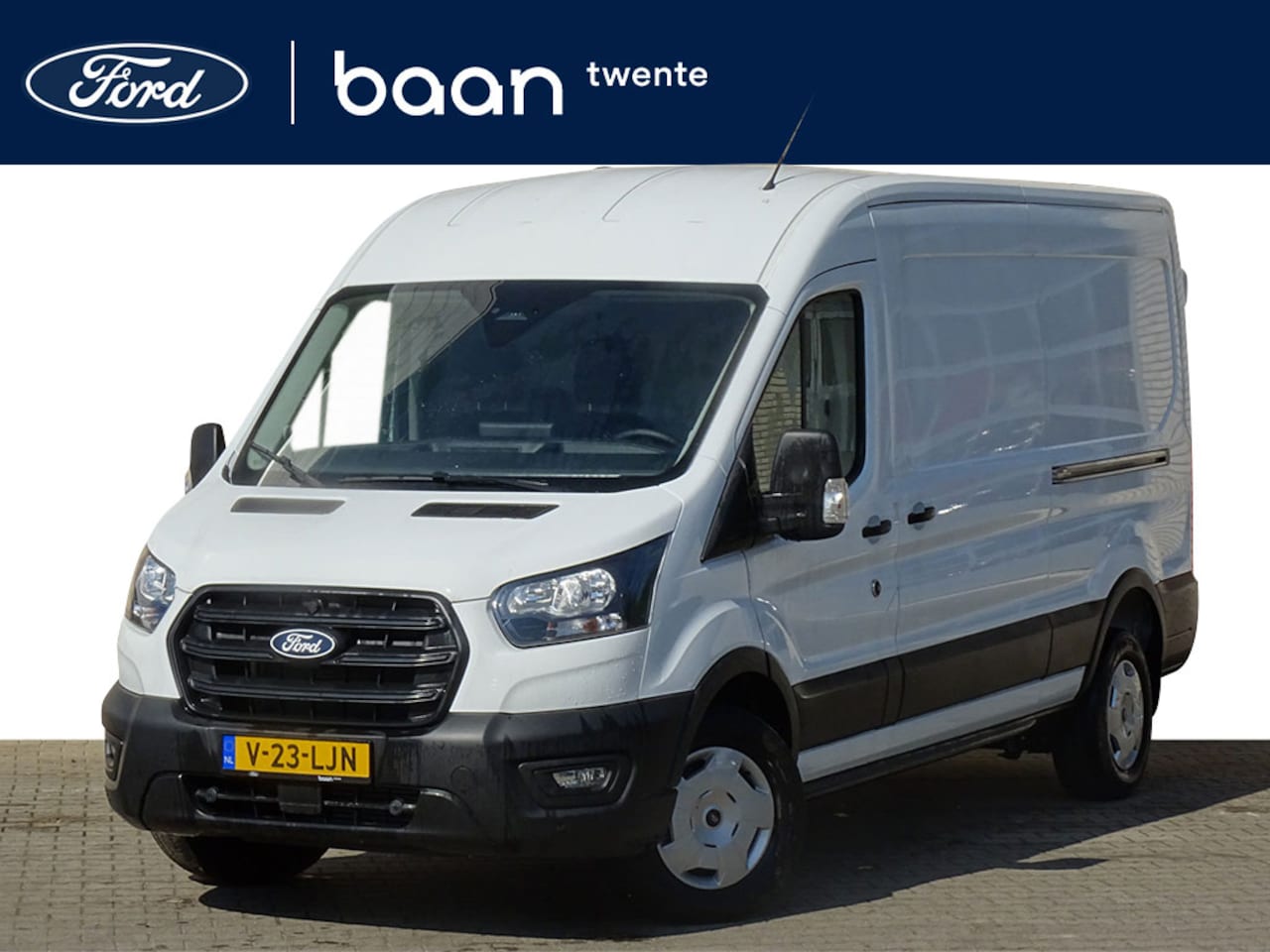 Ford Transit - 350 L3H2 Trend 165 PK | 2x schuifdeur | Trekhaak | Camera | Apple carplay | - AutoWereld.nl