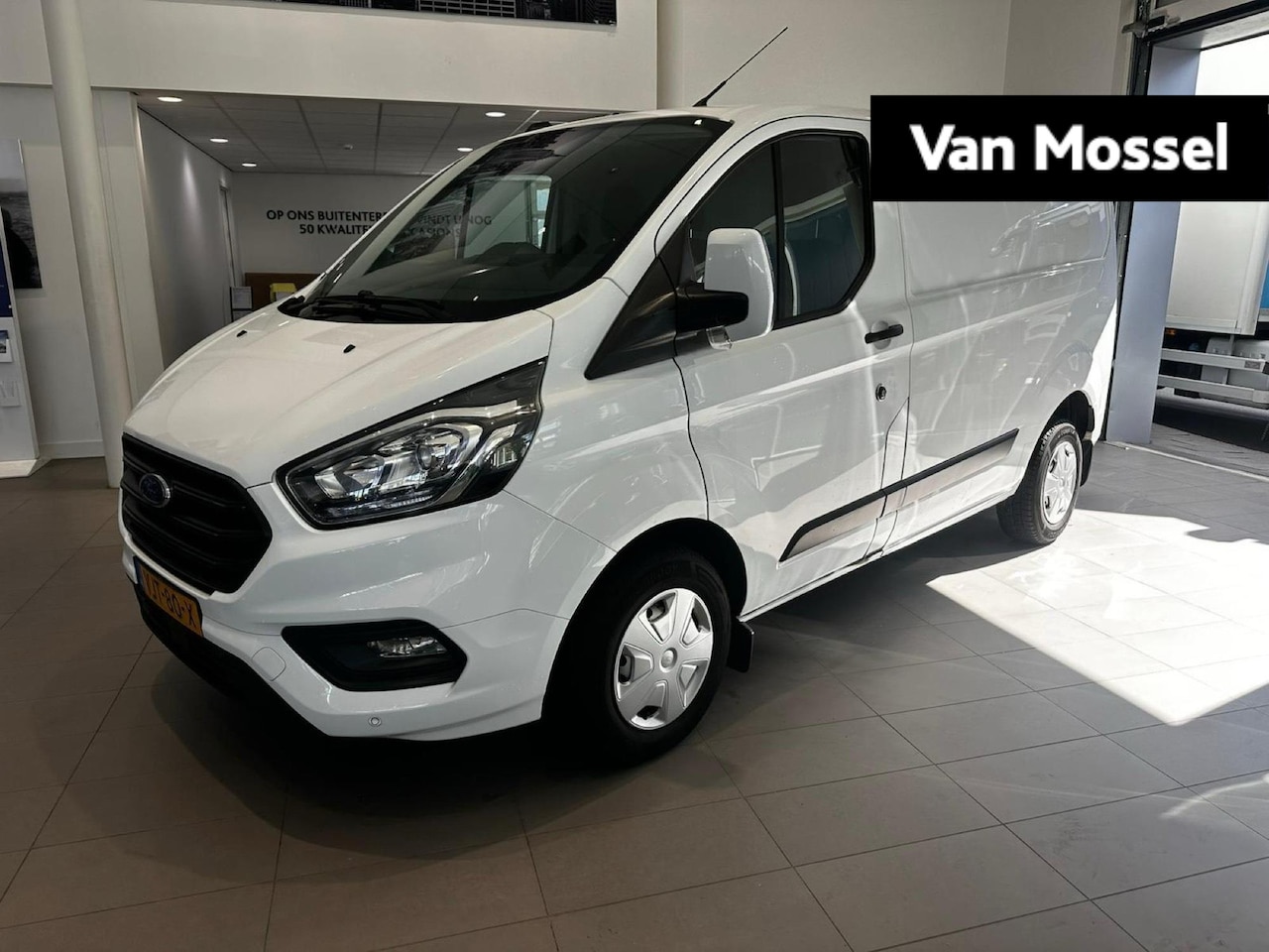 Ford Transit Custom - 280 2.0 TDCI L1H1 Trend | VOORRUITVERWARMING | CRUISECONTROL | TREKHAAK - AutoWereld.nl