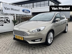 Ford Focus - 1.0 Titanium Edition | Stoel/Voorruit verwarming | Parkeersensoren Voor en Achter | Cuise