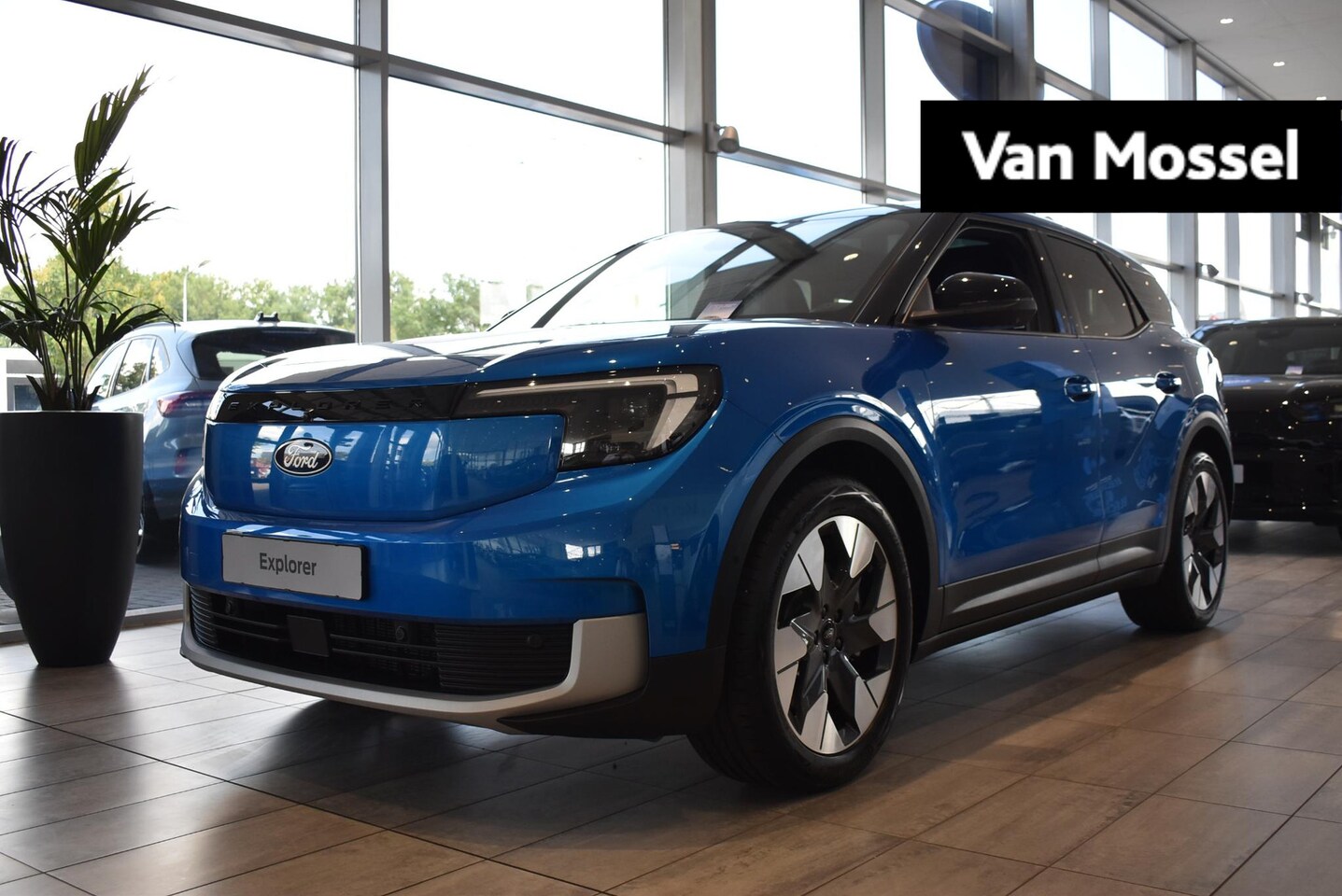 Ford Explorer - Premium Extended Range RWD 77 kWh | Showroom Voorraad | €3000.- Korting | Panoramadak | Dr - AutoWereld.nl