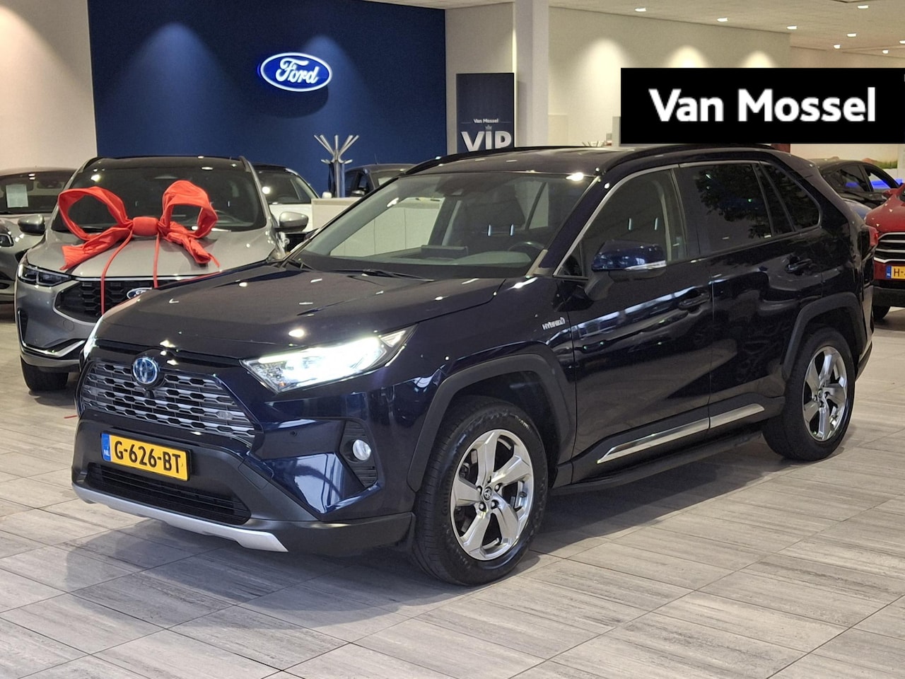 Toyota RAV4 - 2.5 Hybrid First Edition | Stoelverwarming | 360 camera | ACC | Navigatie | - AutoWereld.nl
