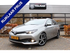 Toyota Auris Touring Sports - 1.8 Hybrid Dynamic Ultimate | Rijklaar | PDC | Navi | Trekhaak | Keyless | Camera | Cruise